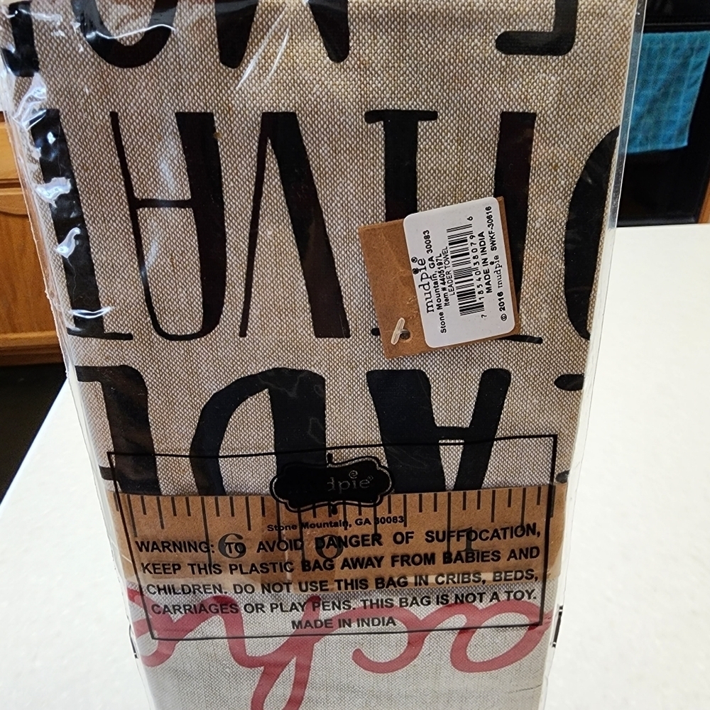 Teacher tea towel NWT 🍎📚 - Picture 4 of 6